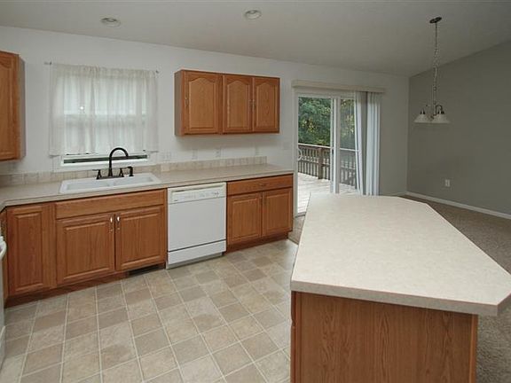 5th image of 11754 N E Dr