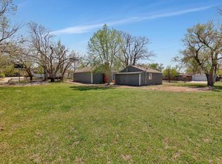 8501 W Candlewood St, Wichita, KS 67205