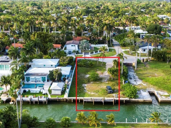 1110 NE 84th St, Miami, FL 33138