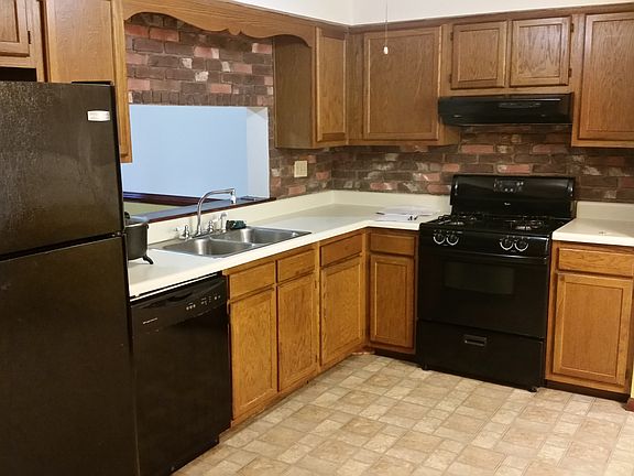 Large Eat in Kitchen