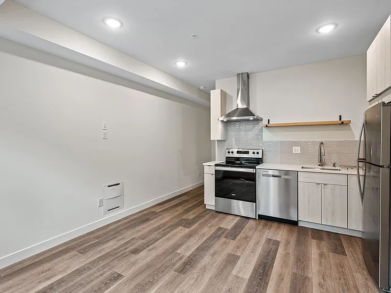 Olive Apartments — Photo 57