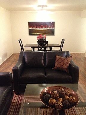 4th image of 611 S Ennis St APT 1