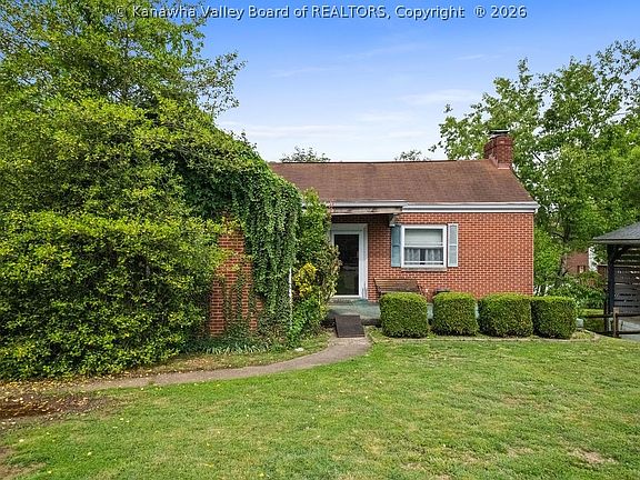 2nd image of 1113 Bridge Rd