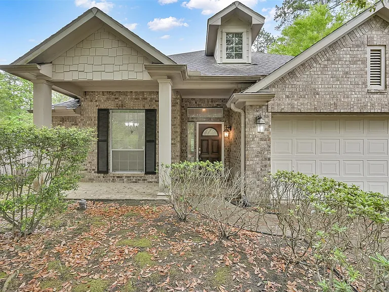10 Barker Ridge Ct — Photo 3