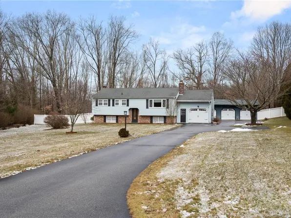 62 Campbell Drive, Canterbury, CT 06331