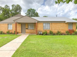 1900 Melrose St, Arlington, TX 76010