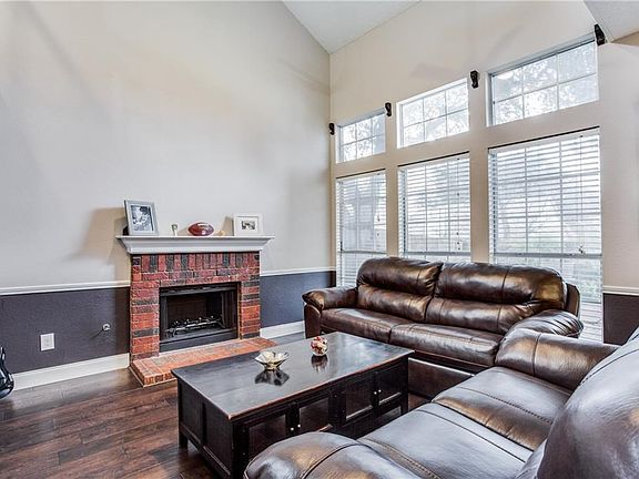 5th image of 4761 Waterway Dr