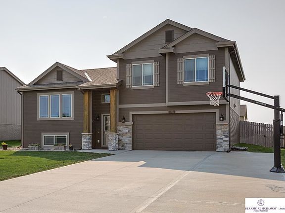 4th image of 13712 S 42nd Ave