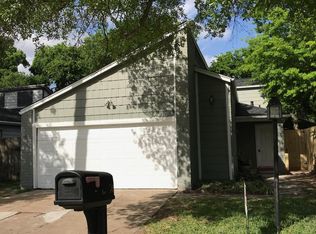 11350 Oakcenter Dr, Houston, TX 77072