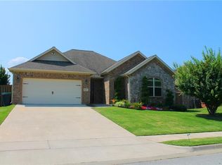 3604 W Langmead Dr, Rogers, AR 72758