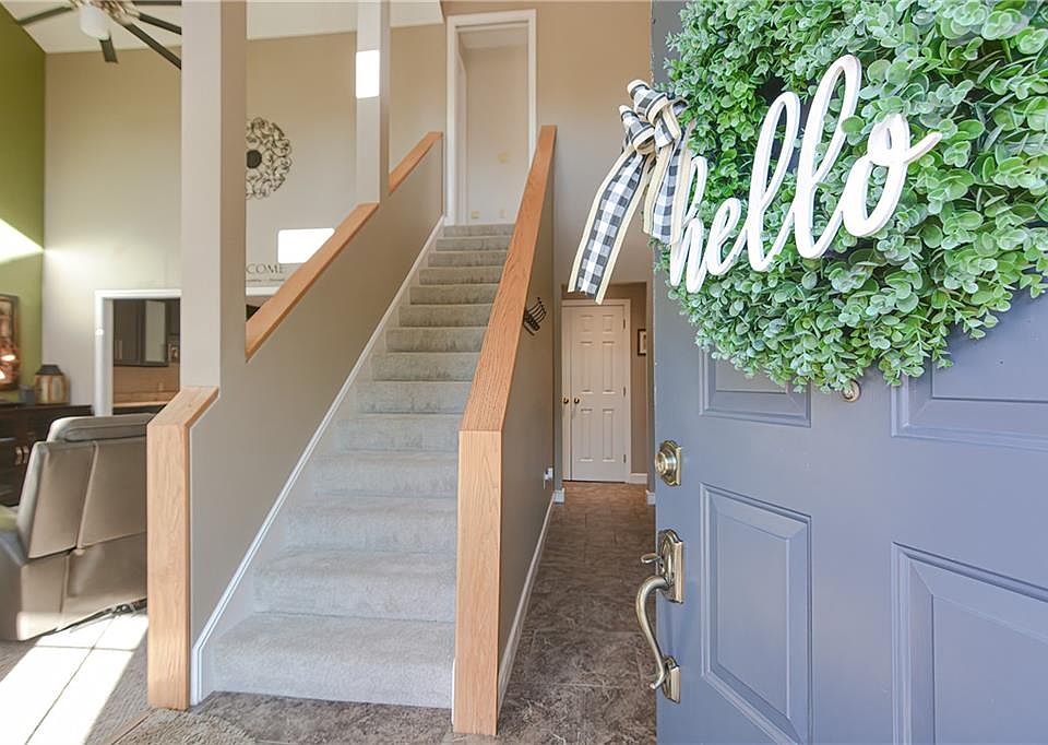 18 Sherman Ave Bristol, RI Zillow