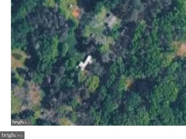 12927 Shannon Hill Rd, Louisa, VA 23093