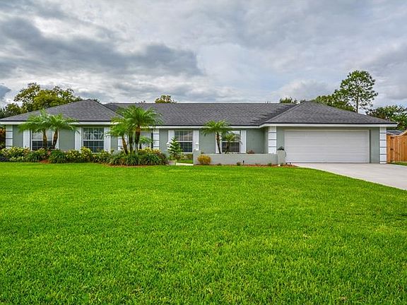 2nd image of 1109 Cypress Point W
