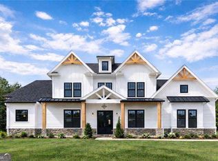 121 Palisade Dr, Rydal, GA 30171