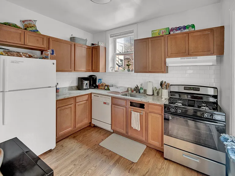 1024 Noyes St — Photo 23