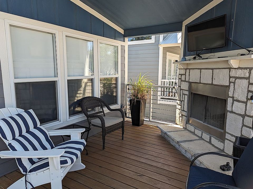 Covered deck fireplace & fan