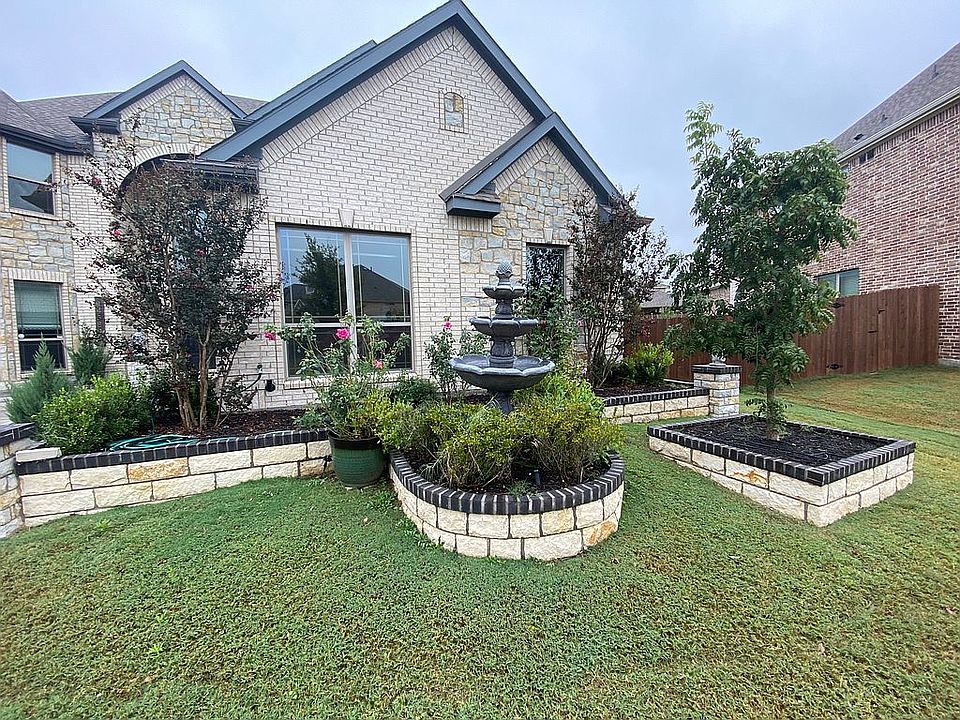 2nd image of 14384 New Braunfels Dr