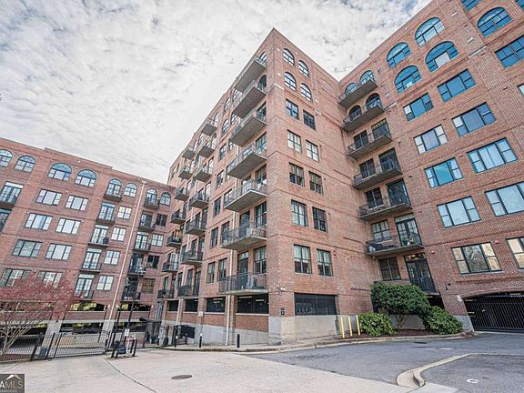 4th image of 3235 Roswell Rd NE Unit 819