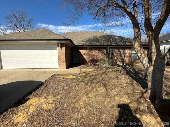 310 Northridge Dr, Durant, OK 74701