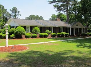 1979 Middle Rd, Eastover, NC 28312