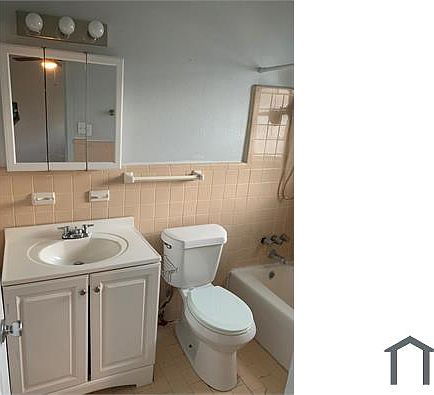 2nd image of 404 N 16th St APT 10
