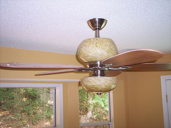 Nice fans throughout