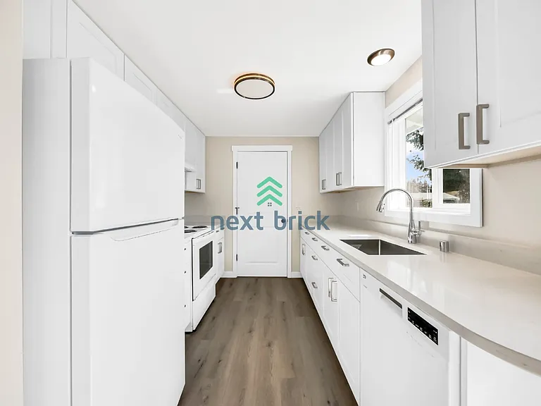 12735 SE 171st Pl — Photo 6