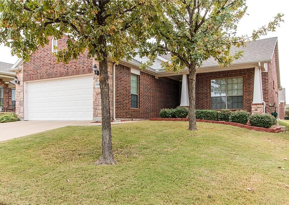 1st image of 3904 Pineoak Ln