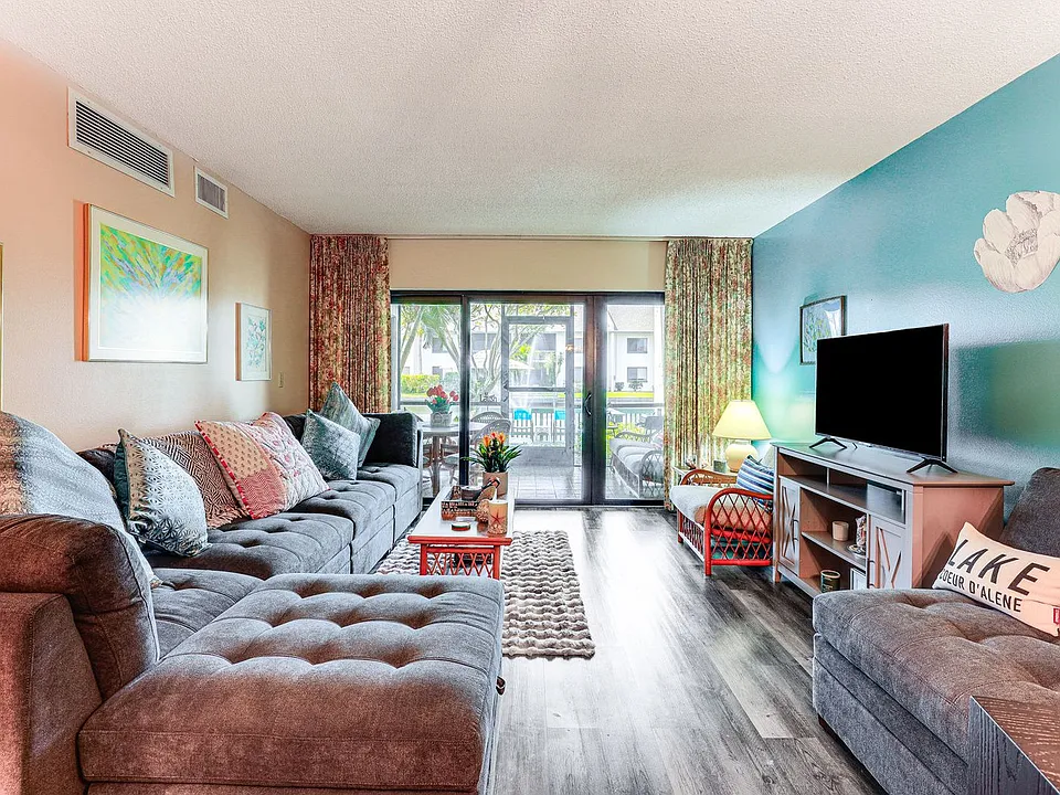 2400 S Ocean Dr #1-ID1546278P