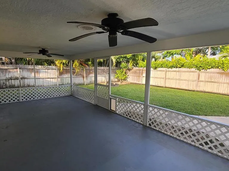 231 Shore Ln — Photo 12
