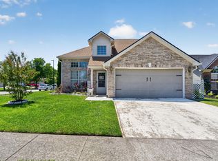 2700 Green Valley Ct, Lexington, KY 40511