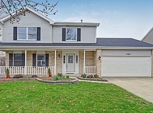 2784 Rolling Meadows Dr, Naperville, IL