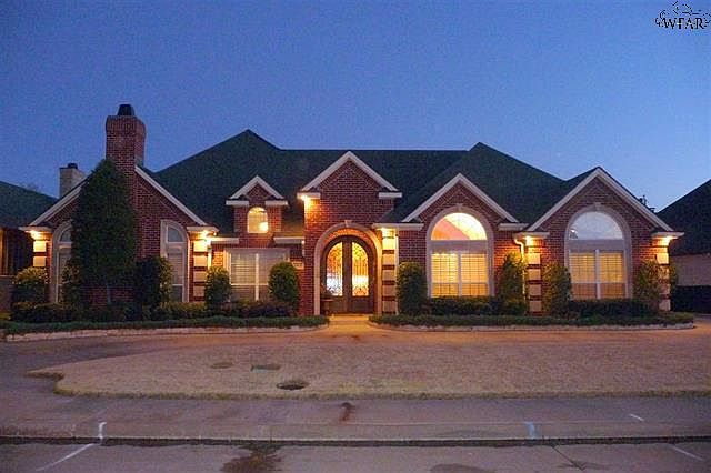 1st image of 4911 Quail Springs Dr