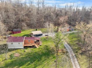 18990 New Gottengen Rd, Salesville, OH