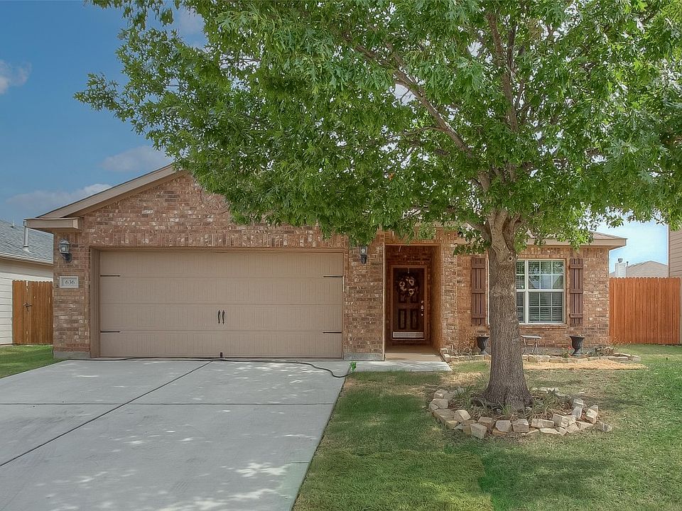 1st image of 636 Noble Grove Ln