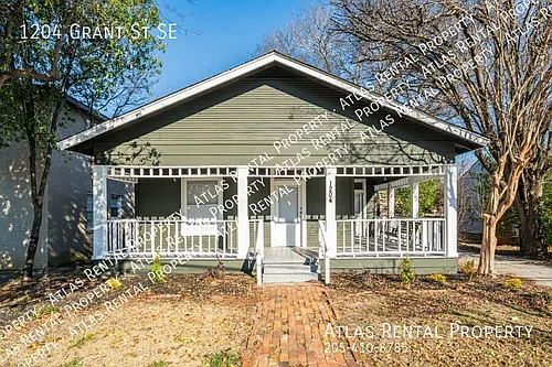 1204 Grant St SE Photo 1
