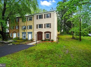 14839 Hoxton Sq, Centreville, VA 20120