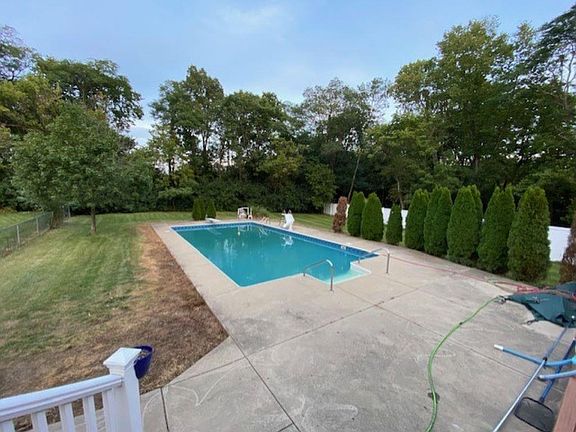 2nd image of 957 Cobbler Ct