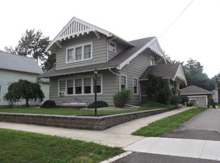 209 W Jefferson St, Albion, IN 46701