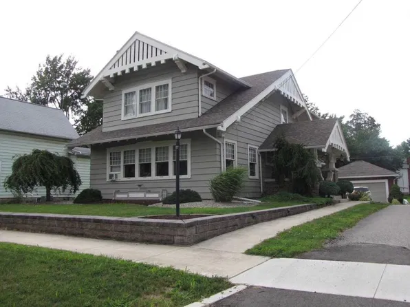 209 W Jefferson St, Albion, IN 46701