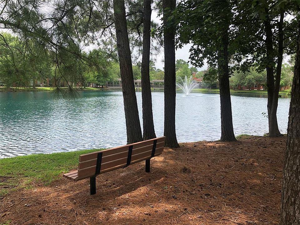 1st image of 90 S Magnolia Pond Pl