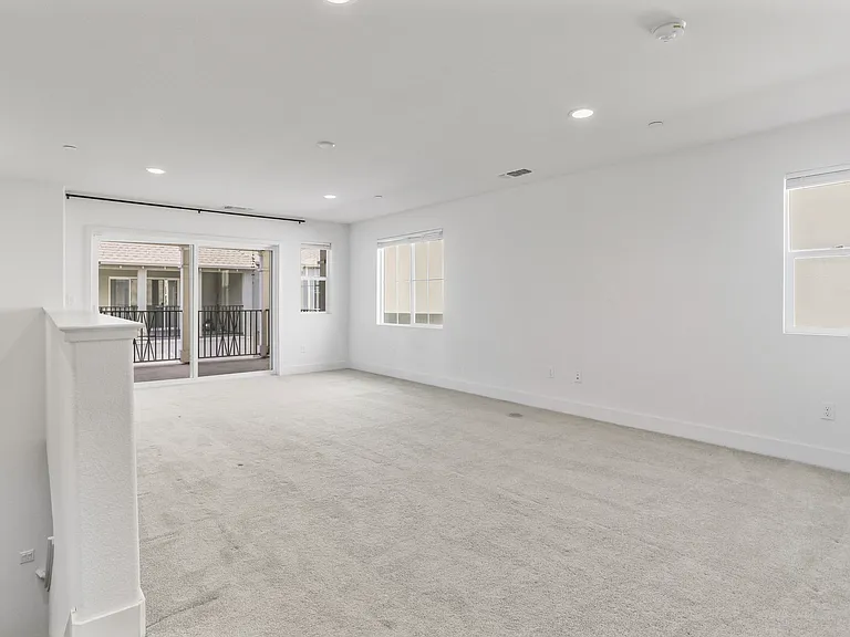 37613 Estuary St — Photo 14