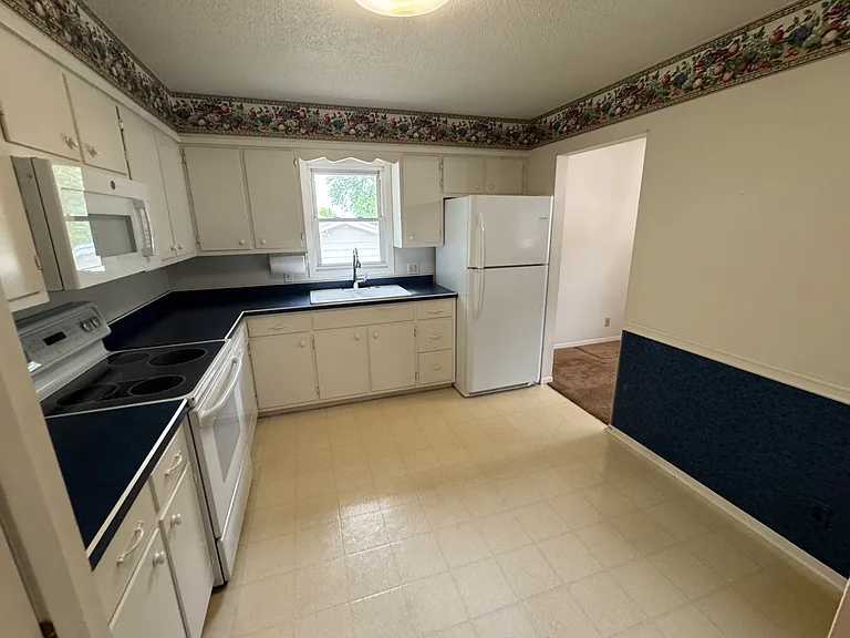 4219 E Ave — Photo 13