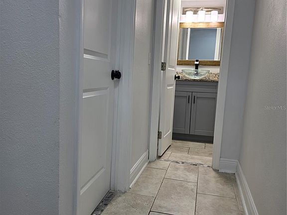 4th image of 3821 N Oak Dr Unit J51