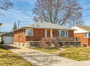 28 Ashland Ave, Hamilton, ON L8T3M4