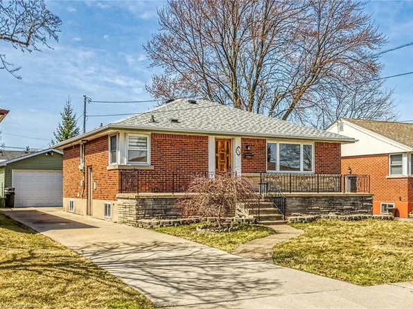 28 Ashland Ave, Hamilton, ON L8T 3M4