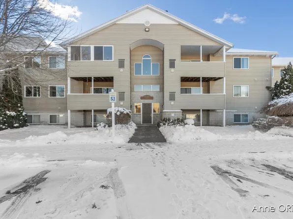 8510 Jasonville Ct SE, Caledonia, MI 49316