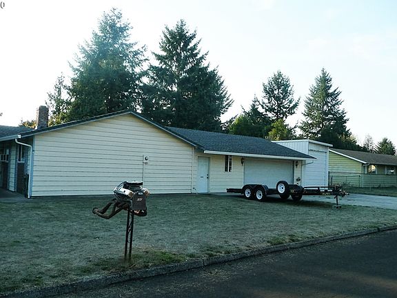 2nd image of 12808 NE 85th St