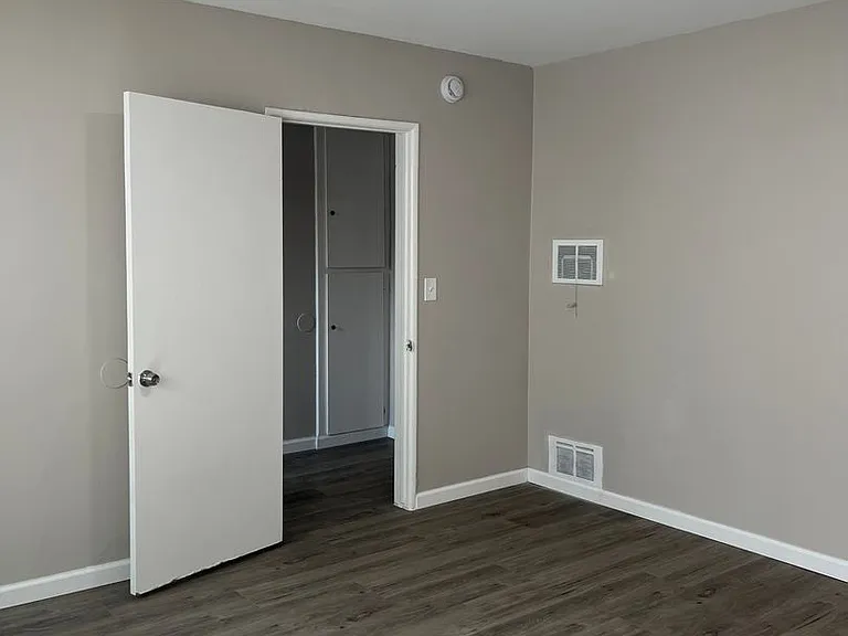 3904 Gibraltar Ave — Photo 12