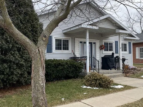 109 Park Street, Cambridge, WI 53523